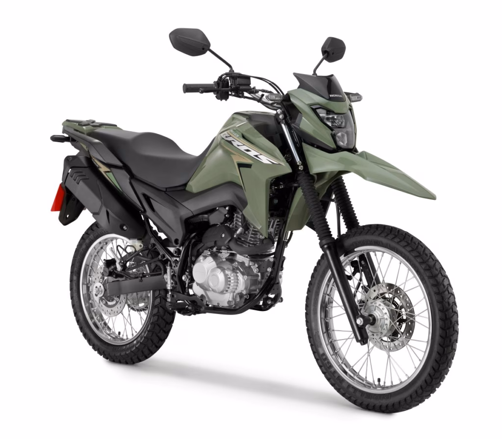 imagem Nova Honda NXR 160 Bros 2027 na cor verde Explorer Green em estúdio