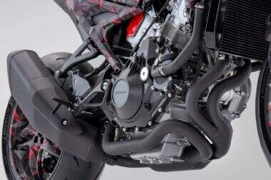 imagem do motor da Honda V3R 900 E-Compressor