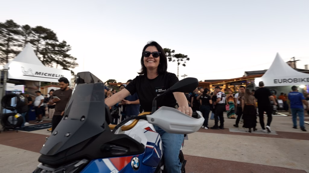 Pesquisa com a F 450 GS no Motorrad Fest