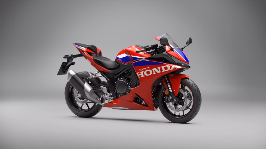 A nova Honda CBR500R Four, que acaba de ser lançada na Europa