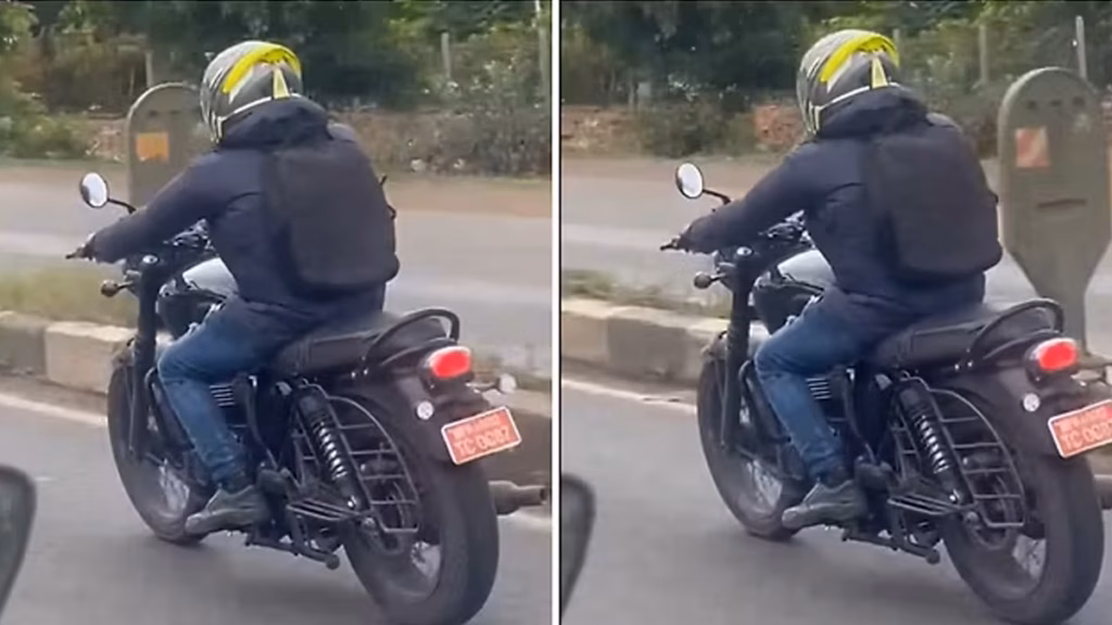 Flagra da Triumph Bonneville 400 em testes na Índia