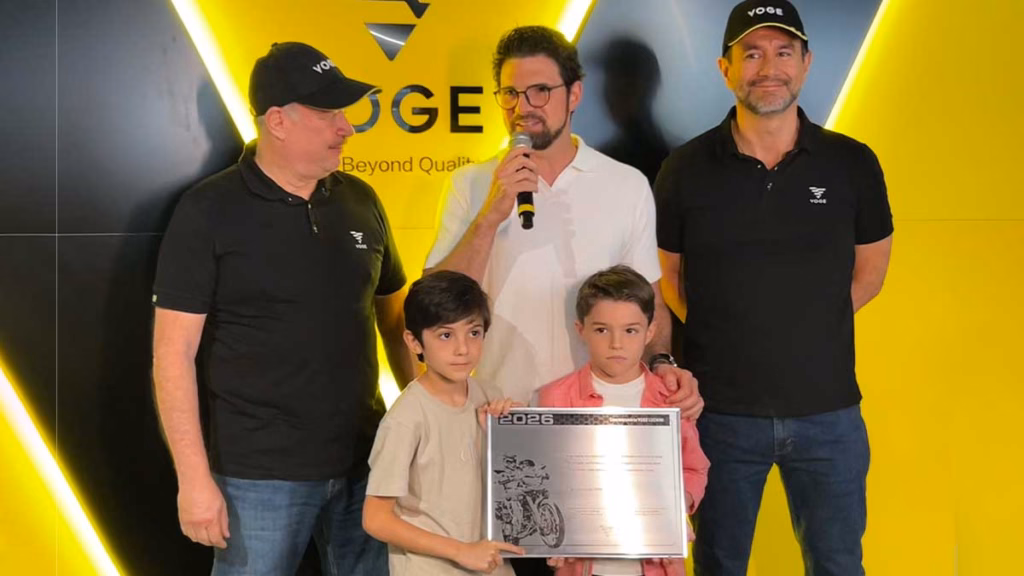 Cerimônia de inauguração da concessionária Voge em Campinas, São Paulo
