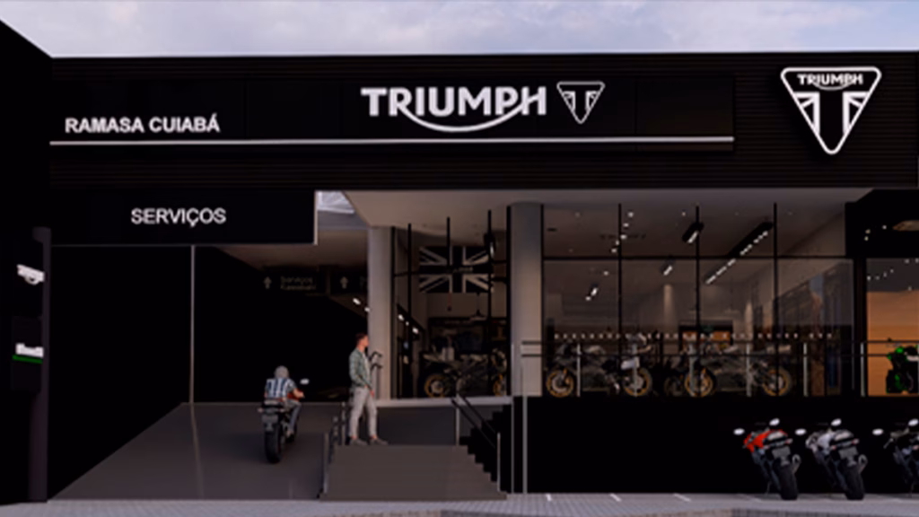 Fachada Triumph Ramasa