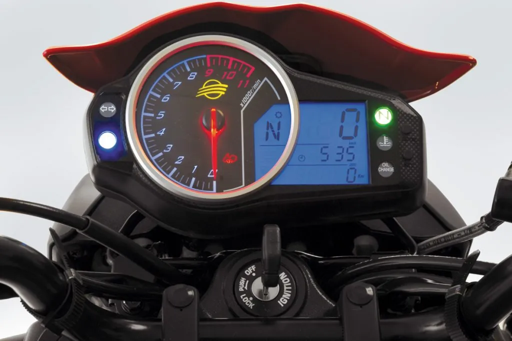 dafra, dafra next, dafra next 300, next 300, next 250, next, teste dafra next 300, teste next, moto, motociclismo, revista motociclismo, motociclismo online