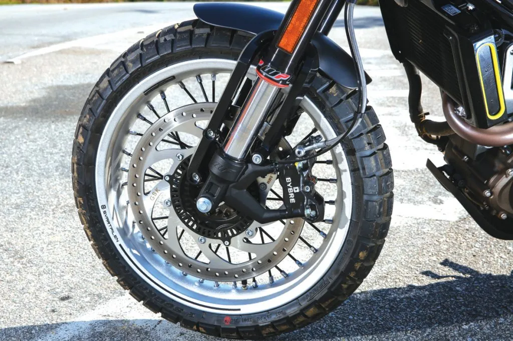 Husqvarna, svartpilen, husqvarna svartpilen 401, moto, motociclismo, husq, revista motociclismo, motociclismo online