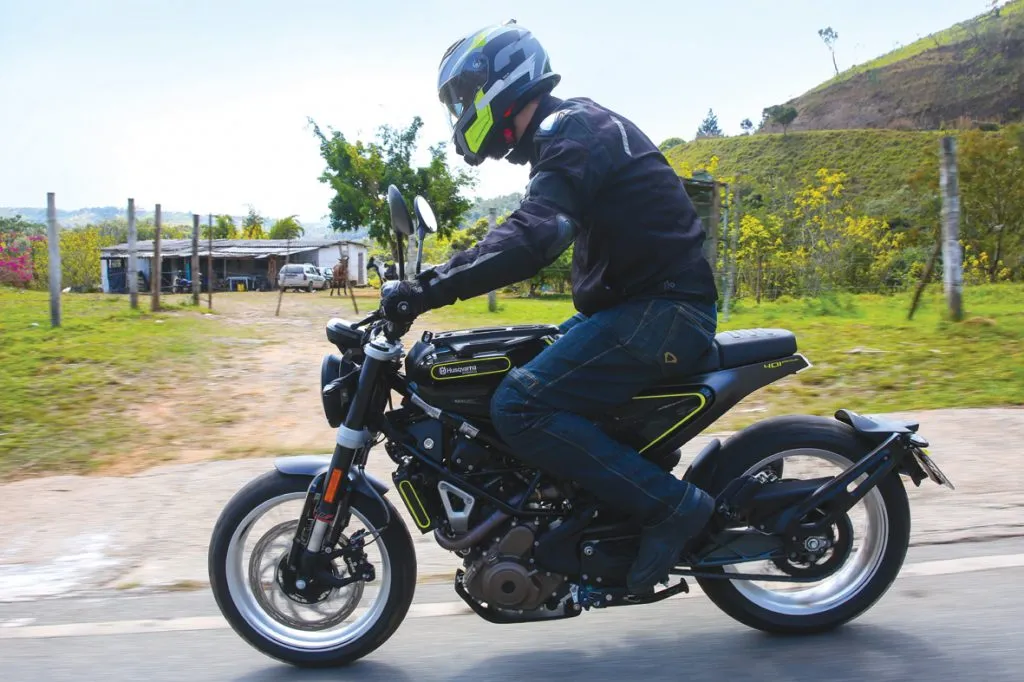 Husqvarna, svartpilen, husqvarna svartpilen 401, moto, motociclismo, husq, revista motociclismo, motociclismo online