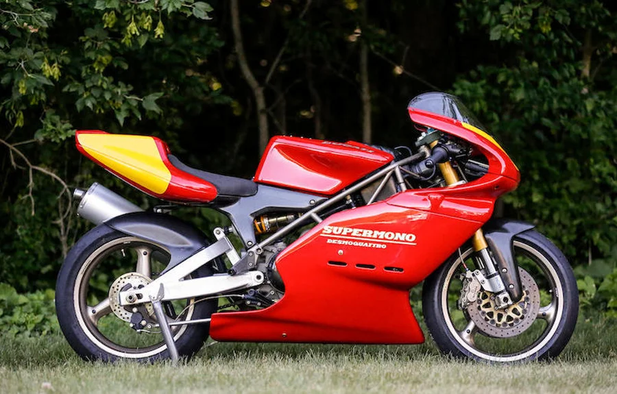leilão, Bonhams, clássicas, moto, esportiva, Ducati, Desmosedici RR, superesportiva, Vincente Black Lightning, Hans Stärkle, leilão de clássicas, Las Vegas, Pierre Terblanche, Claudio Domenicali, motociclismo, Motociclismo Online, Revista Motociclismo