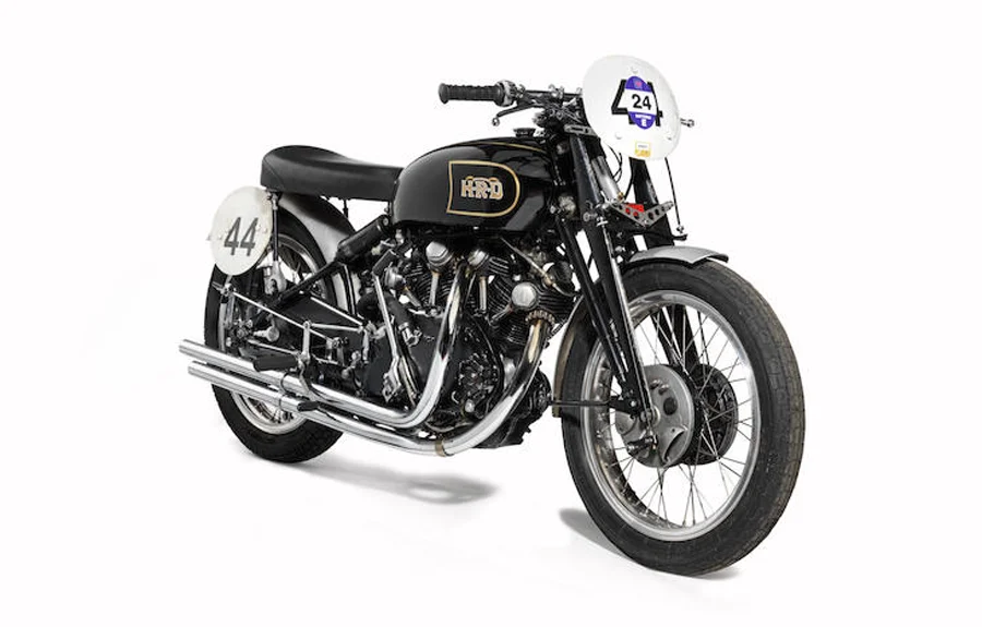 leilão, Bonhams, clássicas, moto, esportiva, Ducati, Desmosedici RR, superesportiva, Vincente Black Lightning, Hans Stärkle, leilão de clássicas, Las Vegas, Pierre Terblanche, Claudio Domenicali, motociclismo, Motociclismo Online, Revista Motociclismo