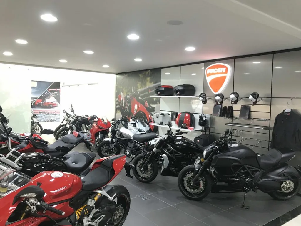 Concessionárias Ducati realizam atendimento virtual durante pandemia