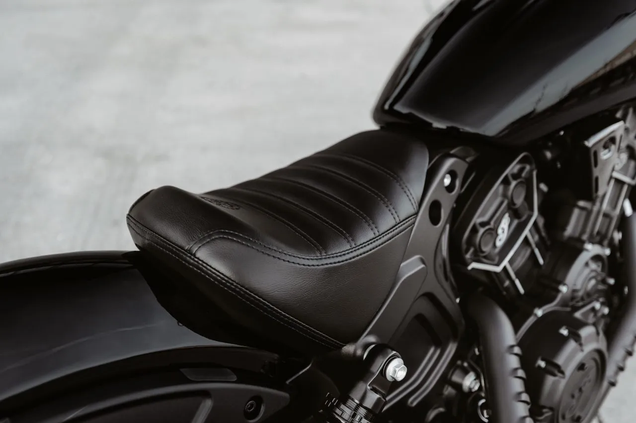Indian Scout Bobber Sixer