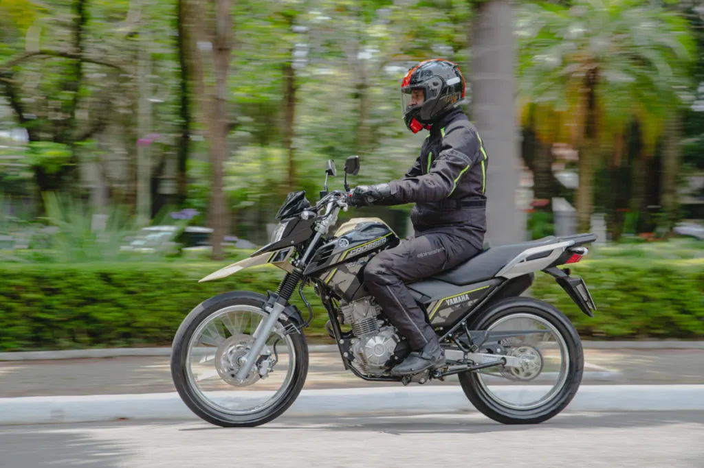 Honda Bros e Yamaha Crosser: semelhantes, mas diferentes