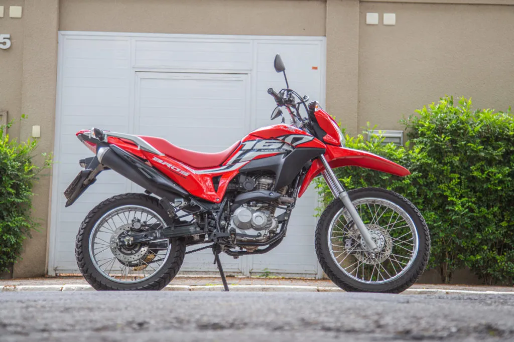 Honda Bros e Yamaha Crosser: semelhantes, mas diferentes