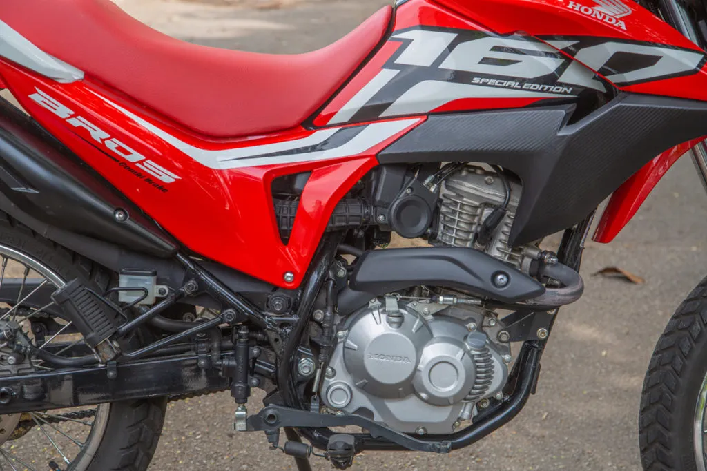 Honda Bros e Yamaha Crosser: semelhantes, mas diferentes