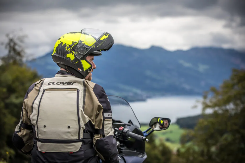 Sacramento inicia vendas de capacetes Schubert no Brasil