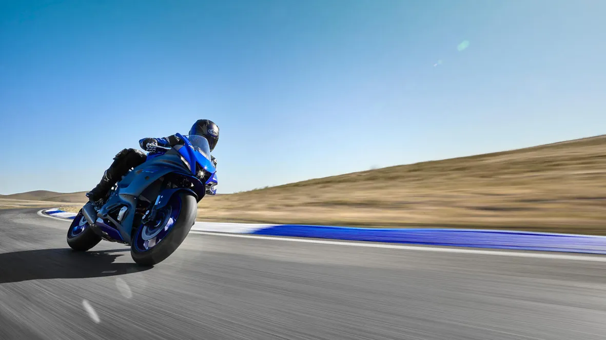 Yamaha YZF-R7, a nova esportiva baseada na MT-07