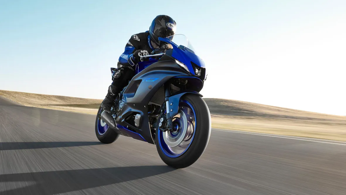 Yamaha YZF-R7, a nova esportiva baseada na MT-07