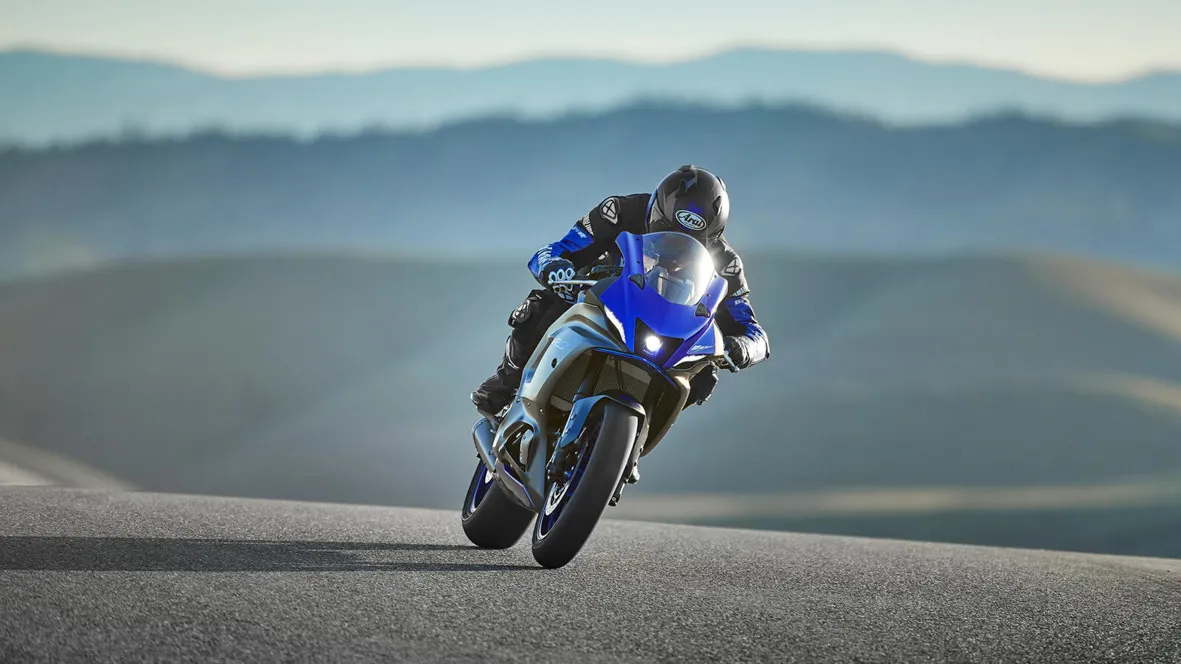 Yamaha YZF-R7, a nova esportiva baseada na MT-07