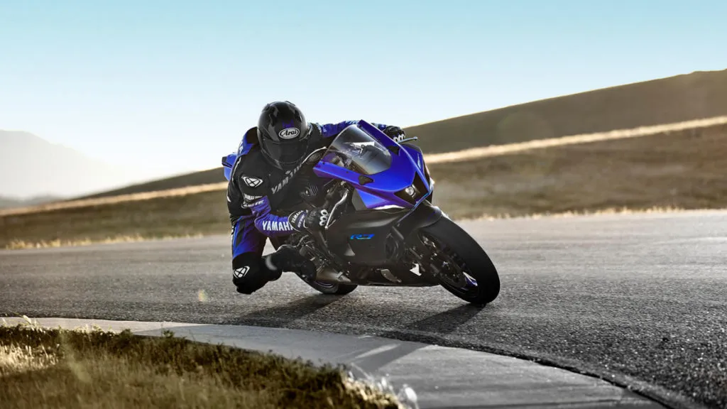 Yamaha YZF-R7, a nova esportiva baseada na MT-07
