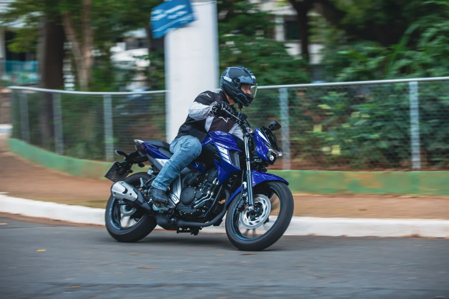Testamos a nova Yamaha Fazer 250 2022