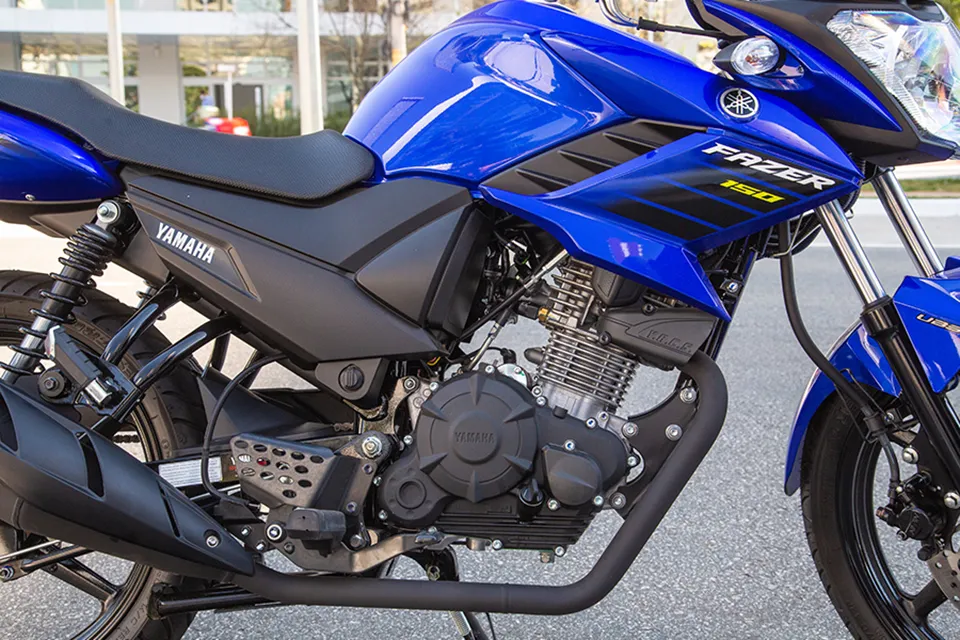 Honda CG 160 x Yamaha Fazer 150, as donas das ruas