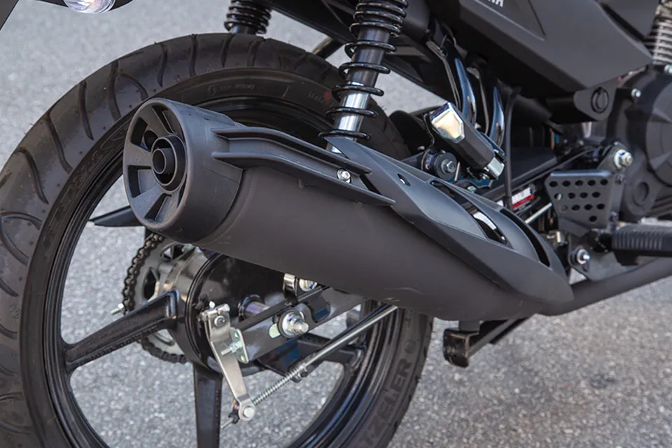 Honda CG 160 x Yamaha Fazer 150, as donas das ruas