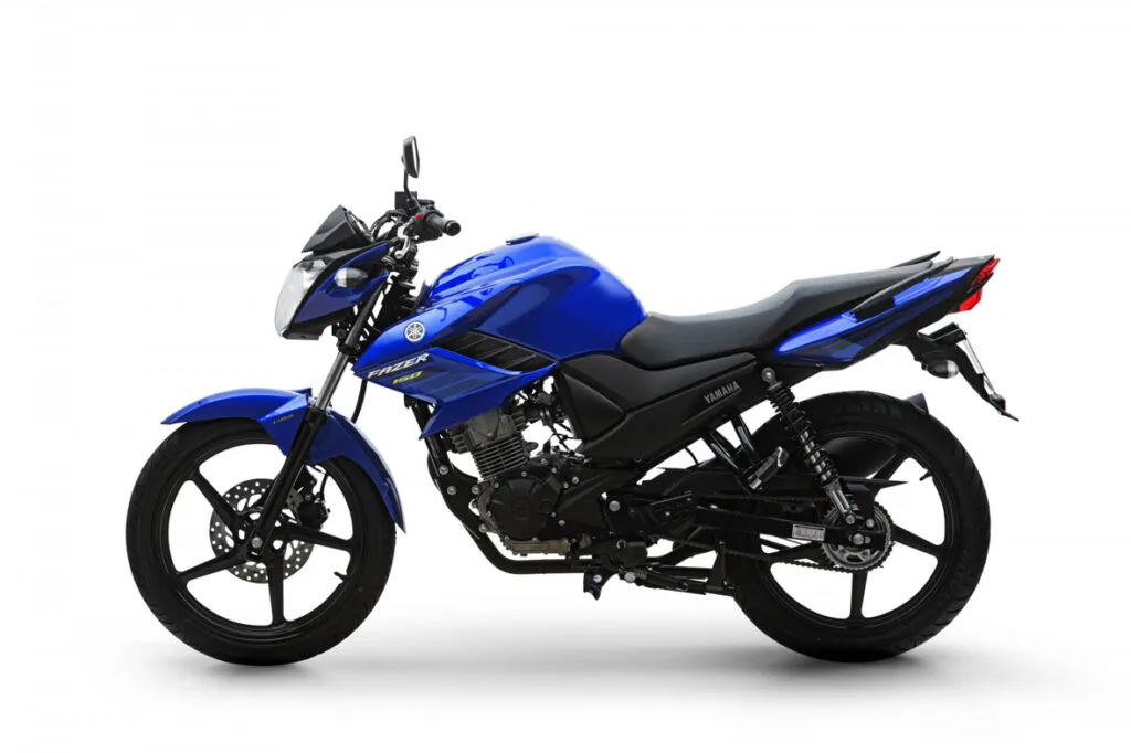 Honda CG 160 x Yamaha Fazer 150, as donas das ruas