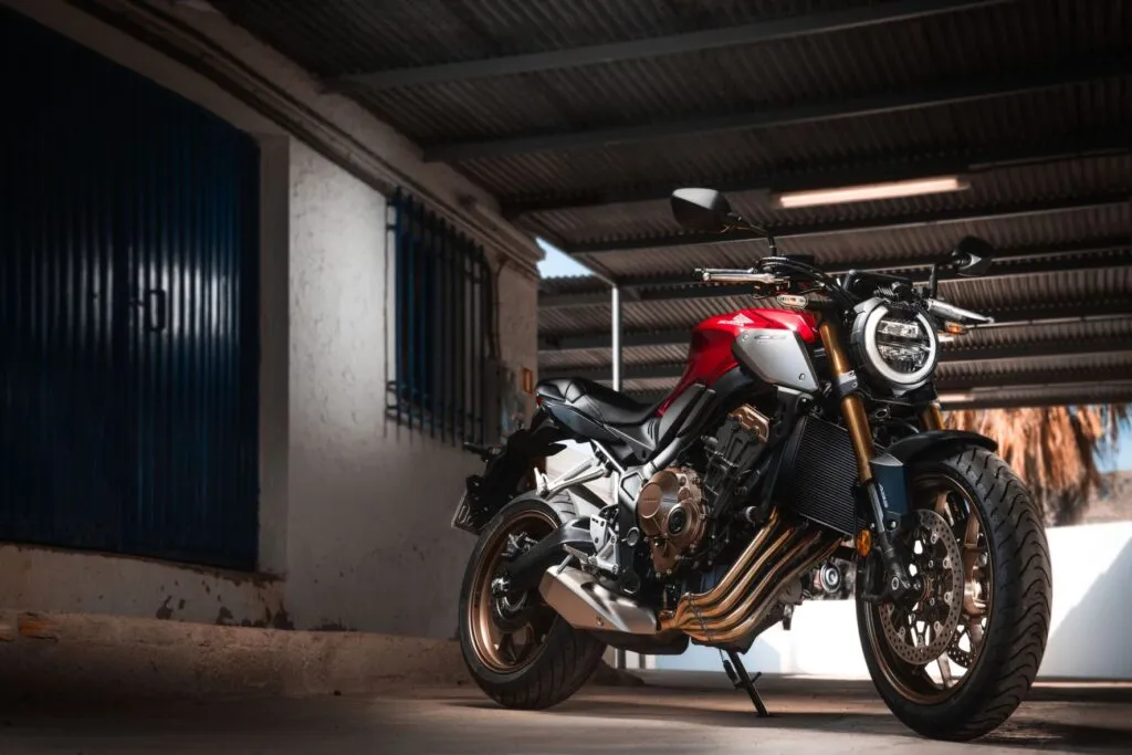 Honda revela CB 650R e CBR 650R 2022. Veja o que mudou