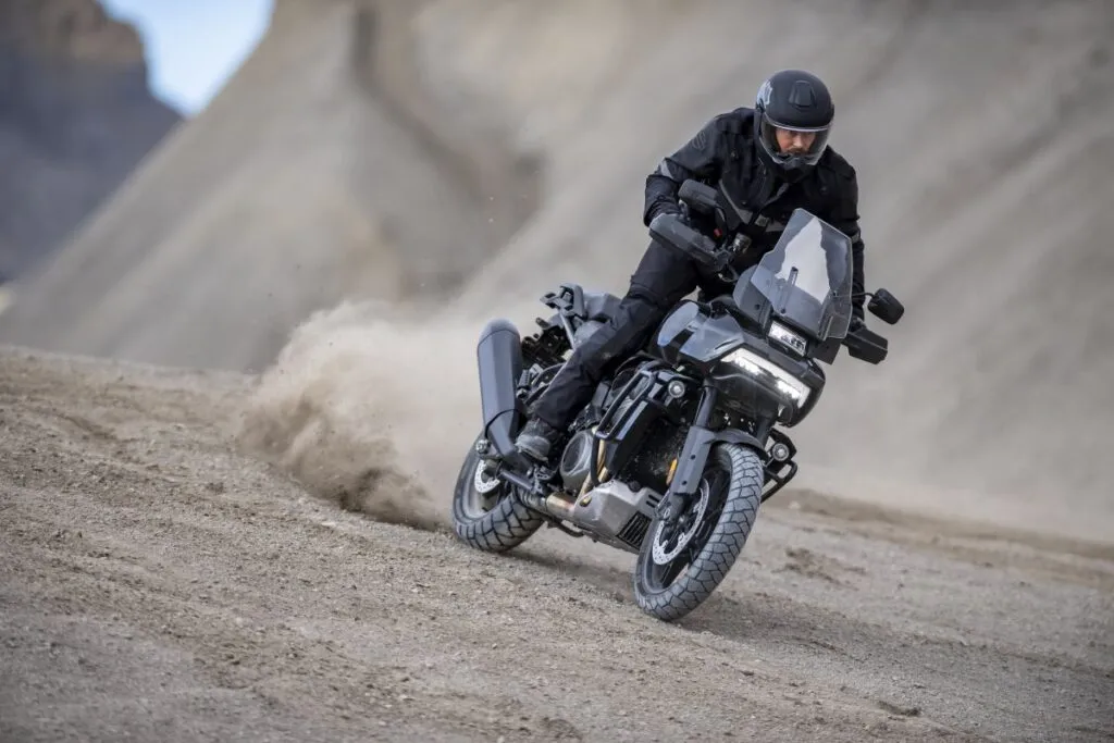 Harley-Davidson lança Pan America no Brasil por R$ 139.995