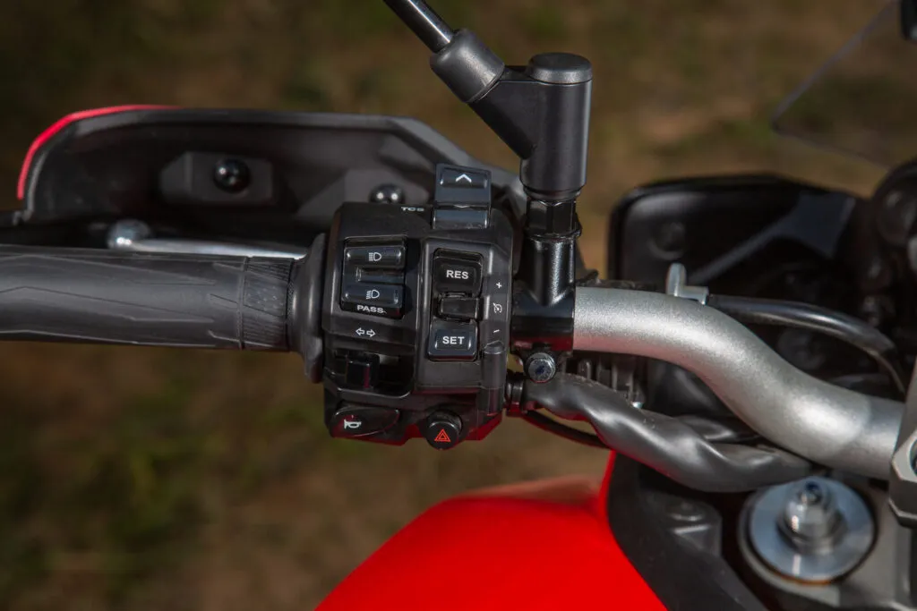 Yamaha Tracer 900 GT: quando razão e emoção se cruzam