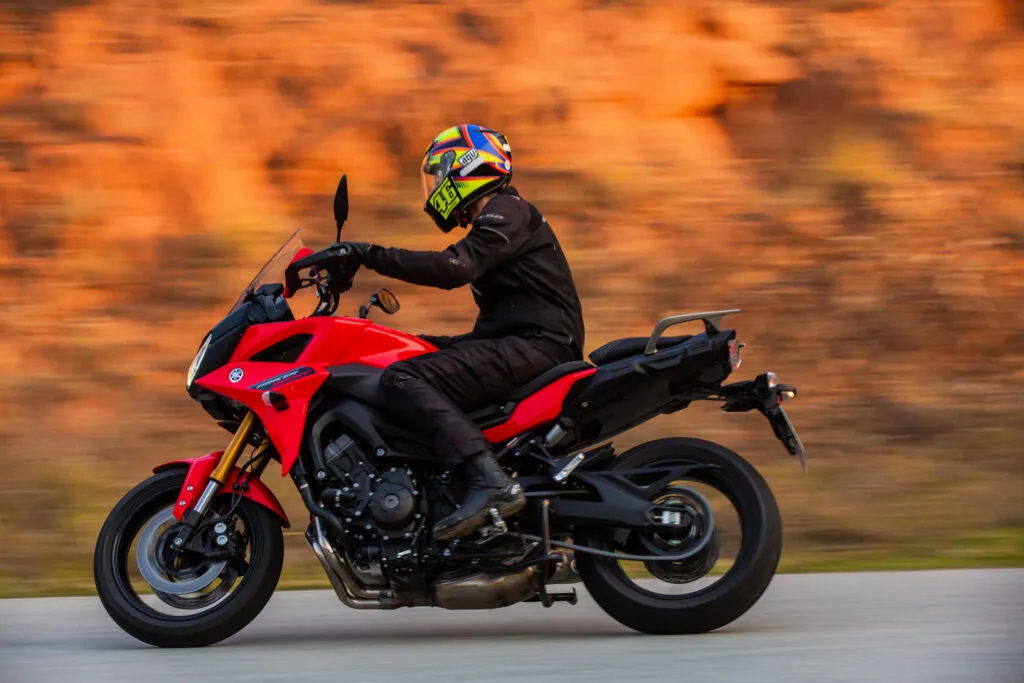 Yamaha Tracer 900 GT: quando razão e emoção se cruzam