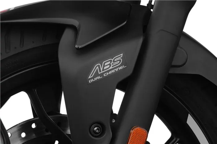 Boa opção para o Brasil, Bajaj Pulsar N160 é lançada na Índia