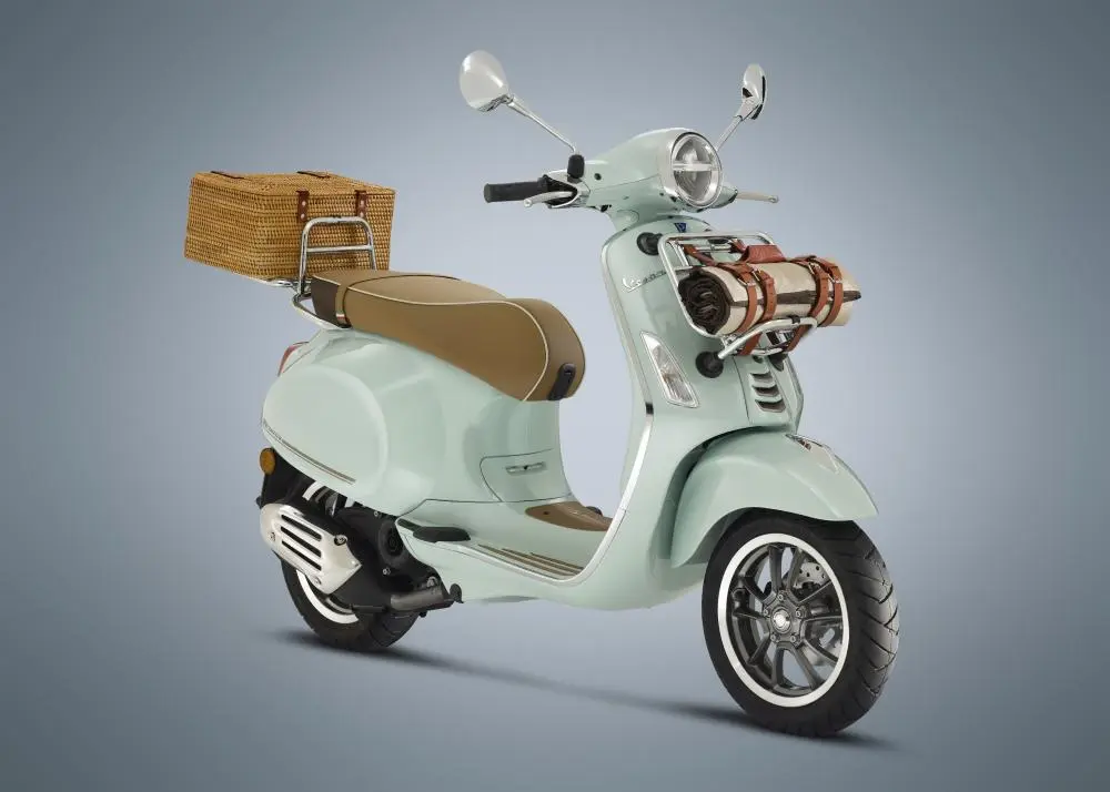 Vespa ganha versão especial já pronta para piquenique