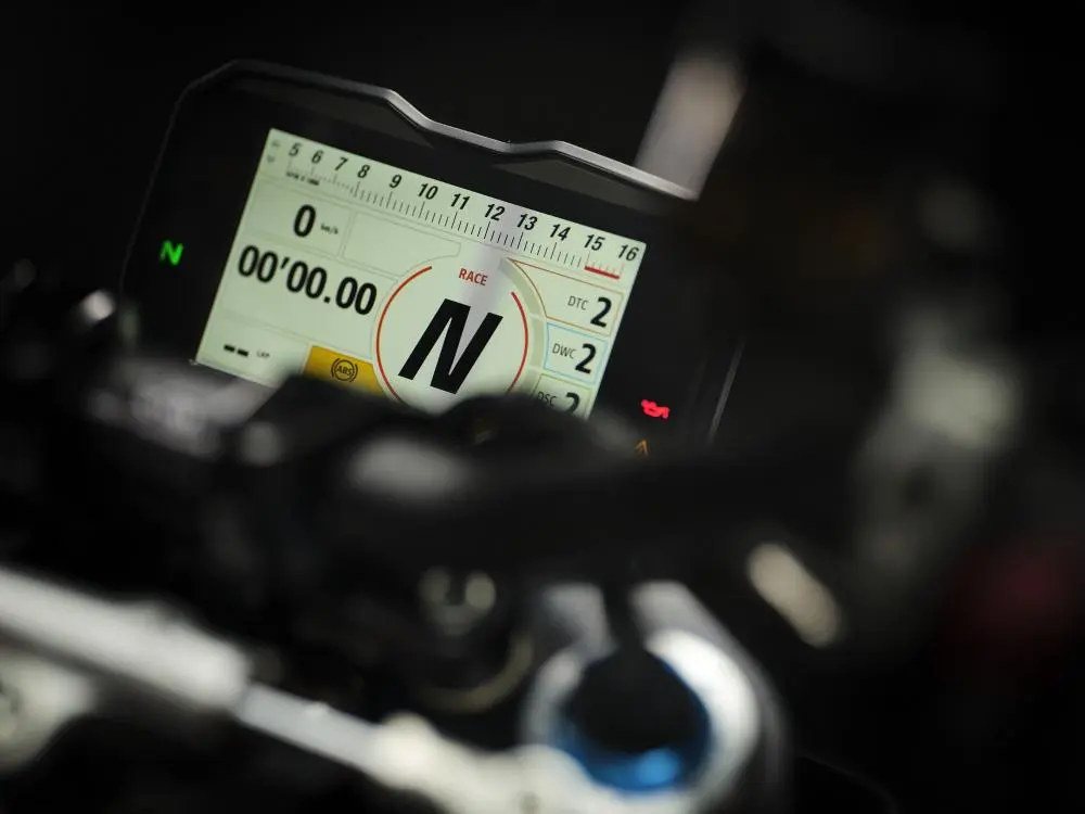 Ducati atualiza Streetfighter V4 e apresenta versão V4 SP2