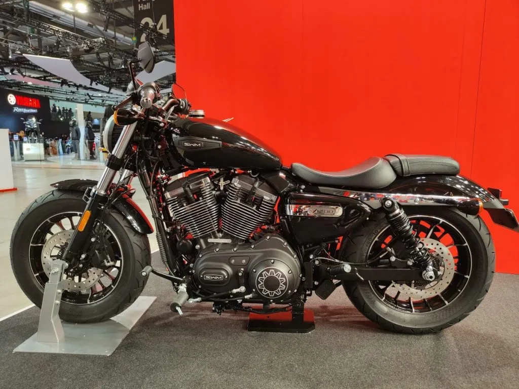 Custom com motor Shineray, SWM V1200 é revelada no EICMA