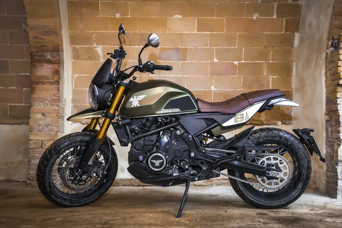 Moto Morini Seiemmezzo Scrambler 2023