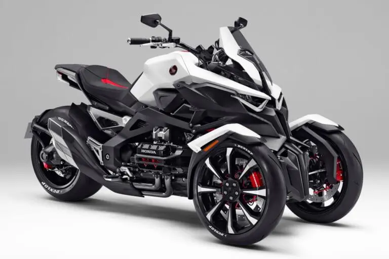 Honda prepara moto de 3 rodas com controle de inclinação