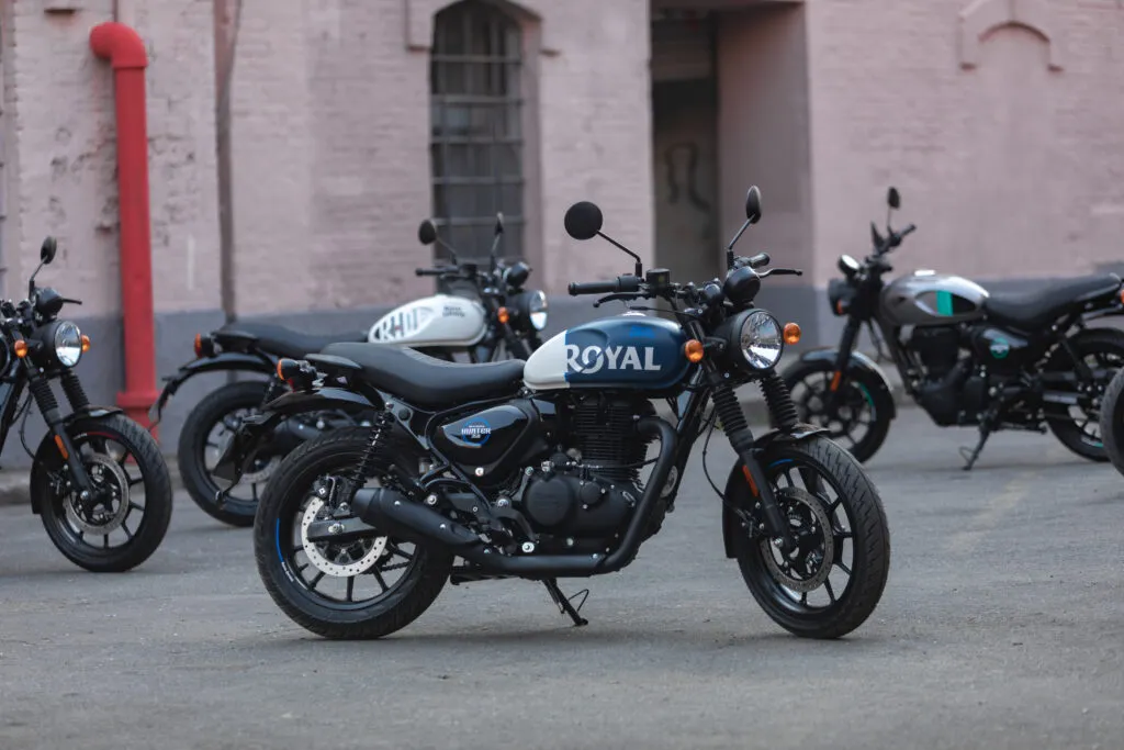 Royal Enfield revisa política de frete e estende campanha da Hunter 350