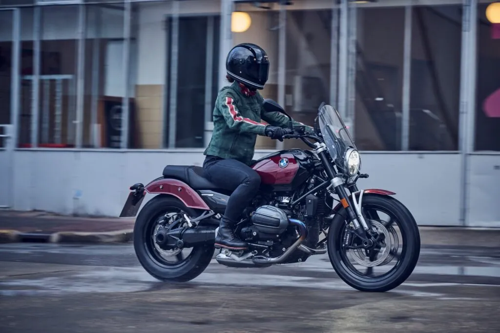 BMW R12: conheça a nova e compacta cruiser alemã