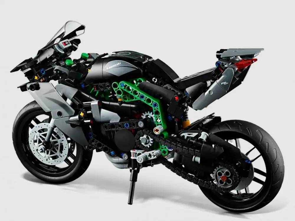 Kawasaki Ninja H2R ganha versão em Lego
