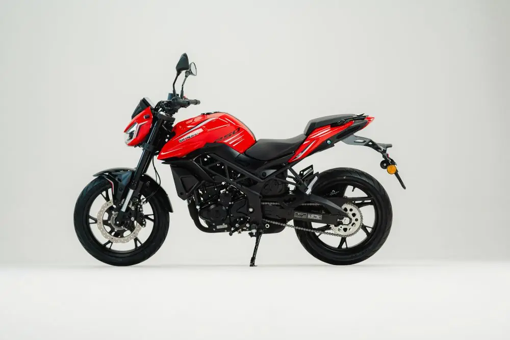 Shineray 250F vermelha