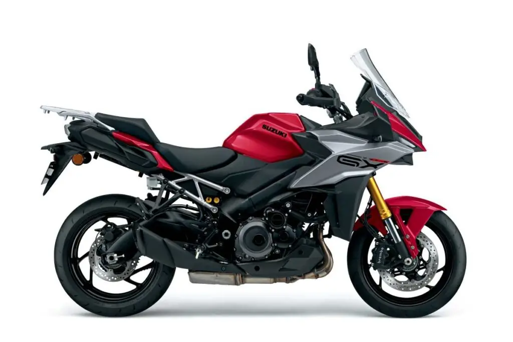 imagem diagonal suzuki gsx-s1000gx 2025 vermelha