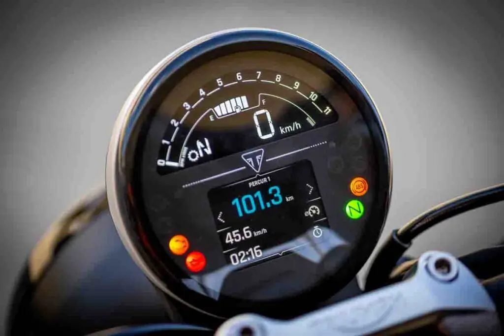 imagem do painel tft da Triumph Trident 660 2025