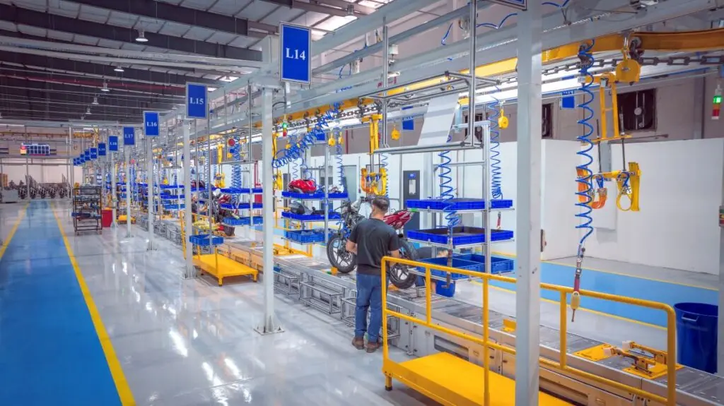 Bajaj-fábrica-Manaus-inauguração-2024 (1)