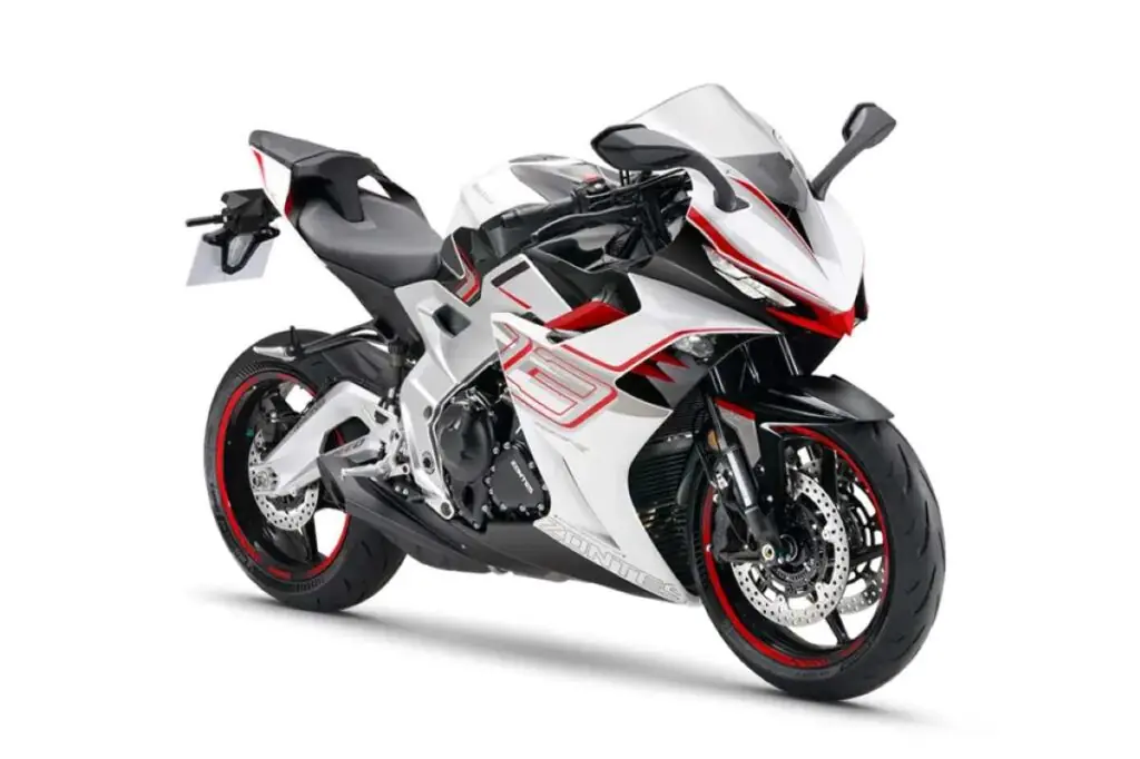 imagem frontal Zontes 703 RR