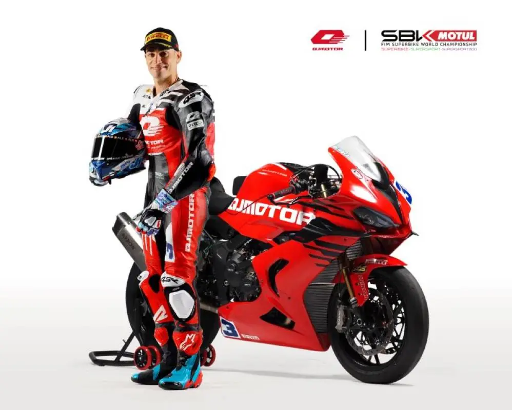 imagem do piloto rafaele de rosa da equipe qjmotor