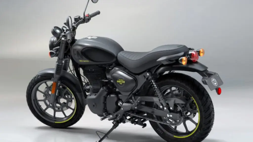 Visão lateral da nova Royal Enfield Hunter 350 estreia pintura grafite com detalhes em amarelo limão