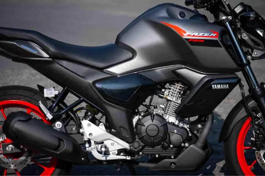 imagem do motor da yamaha FZ15 ABS Connected