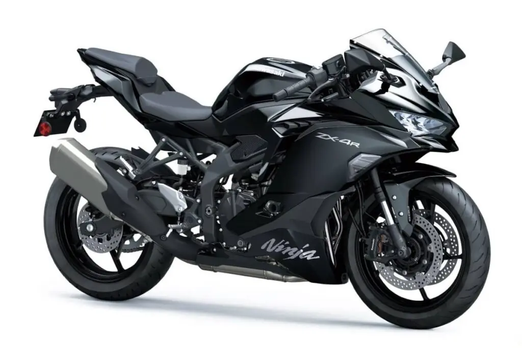 imagem ninja zx-4r 2026 black