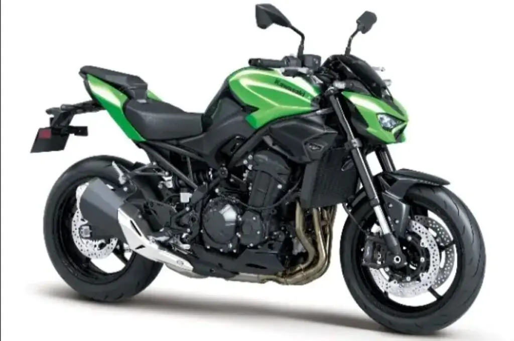 imagem lateral da nova kawasaki z900 2026 green