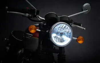 triumph-bonneville
